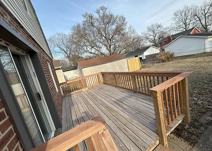 Cheerful & Warm Remodeled At Wilson Park 3*