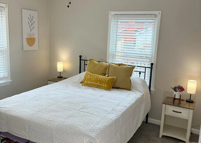 Hotel Cheerful & Warm Remodeled At Wilson Park