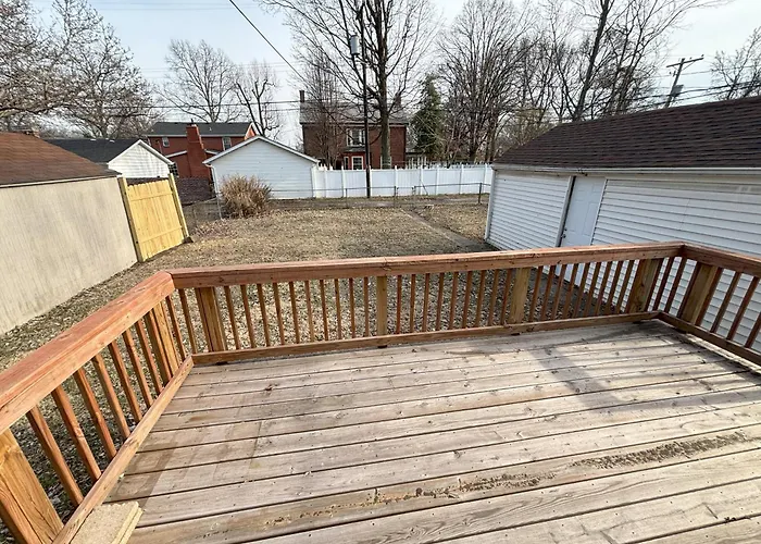 Cheerful & Warm Remodeled At Wilson Park 3*
